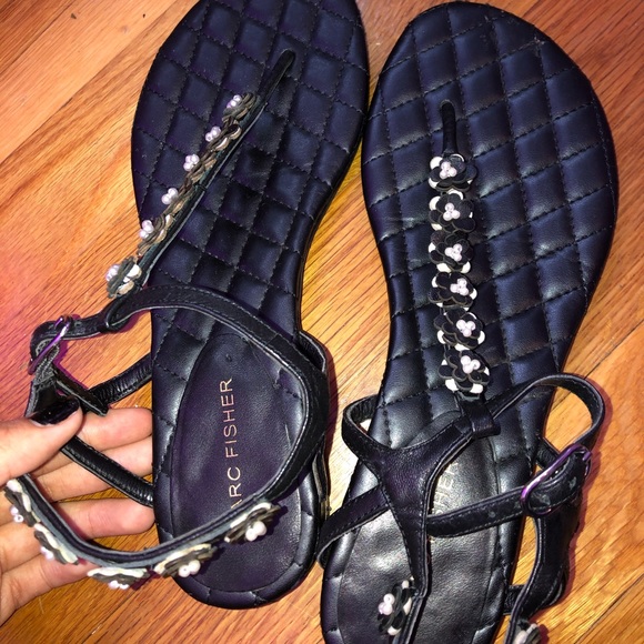 Sandals - Picture 3 of 3